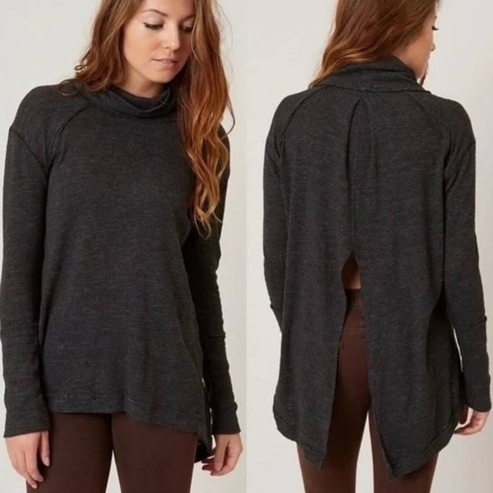 We The Free Gray Turtleneck Sweater with Open Back, Medium